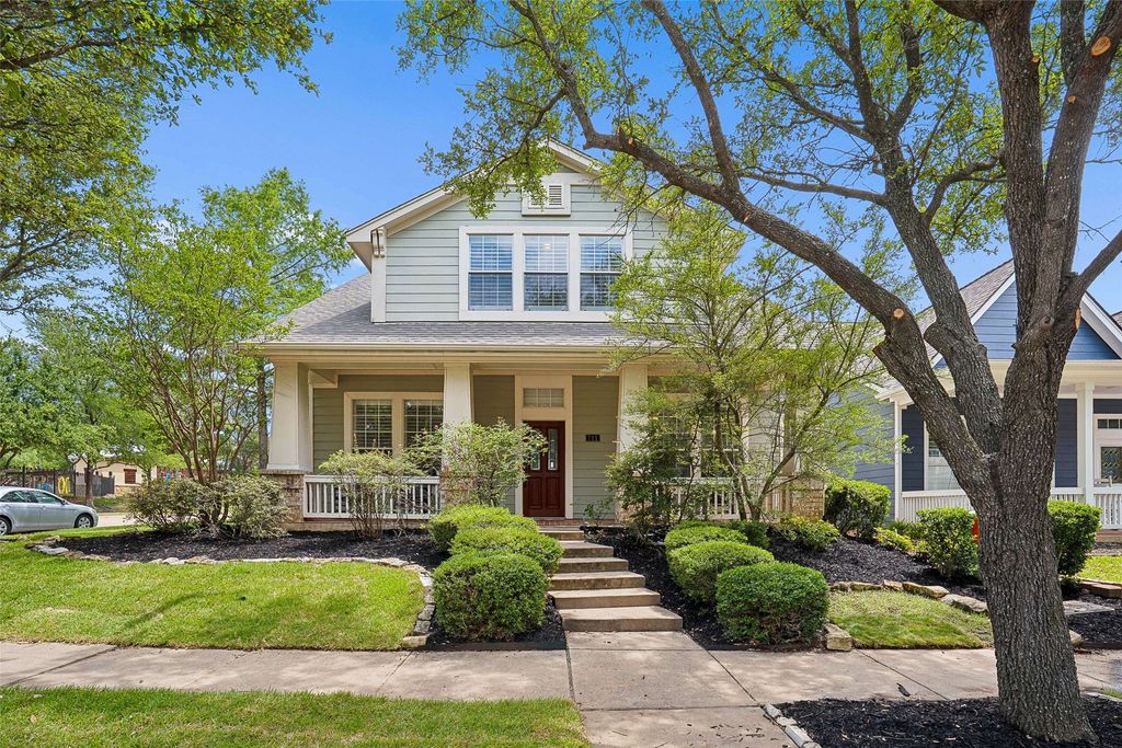 711 George Street, Lantana, TX 76226
