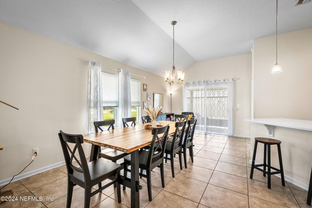 15606 CHIR PINE Drive, Jacksonville, FL 32218