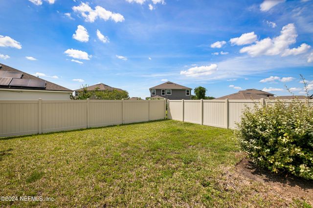 15606 CHIR PINE Drive, Jacksonville, FL 32218