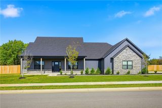 1900 Strong Avenue, Pea Ridge, AR 72751