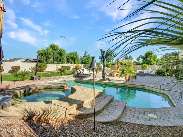 23575 N 81st Drive, Peoria, AZ 85383