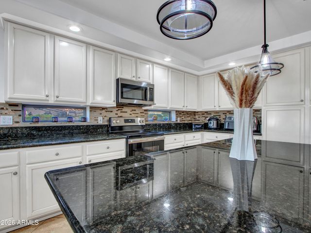 23575 N 81st Drive, Peoria, AZ 85383