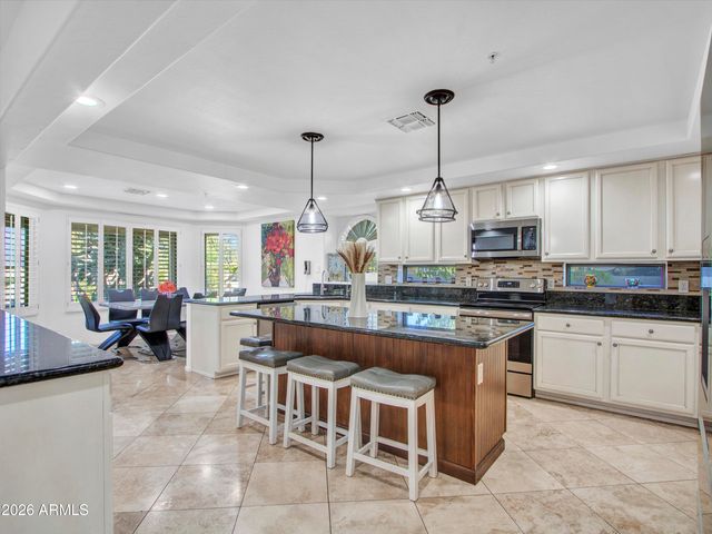 23575 N 81st Drive, Peoria, AZ 85383