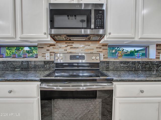 23575 N 81st Drive, Peoria, AZ 85383