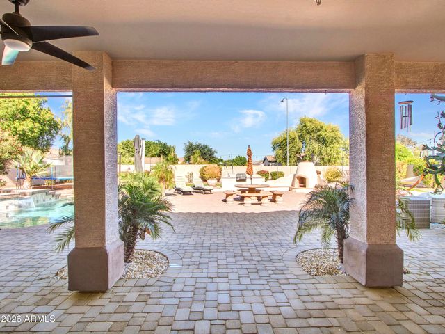 23575 N 81st Drive, Peoria, AZ 85383
