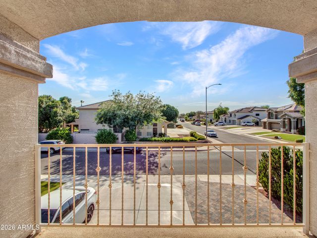 23575 N 81st Drive, Peoria, AZ 85383