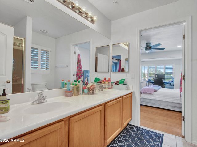23575 N 81st Drive, Peoria, AZ 85383