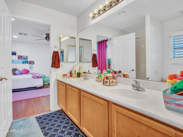 23575 N 81st Drive, Peoria, AZ 85383