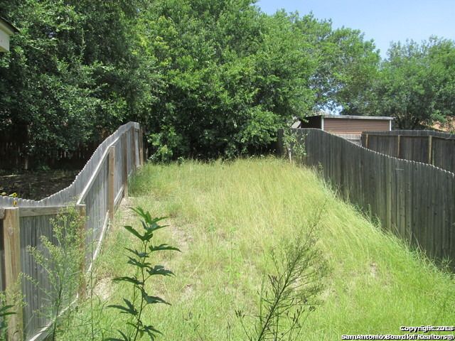 10003 Vasso Vw Apt 4, Converse, TX 78109