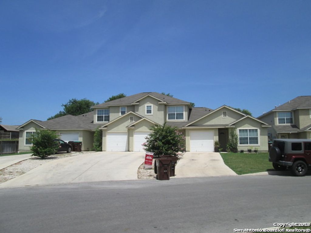 10003 Vasso Vw Apt 4, Converse, TX 78109