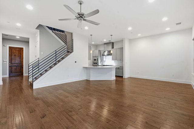 8200 Southwest PKWY 302, Austin, TX 78735