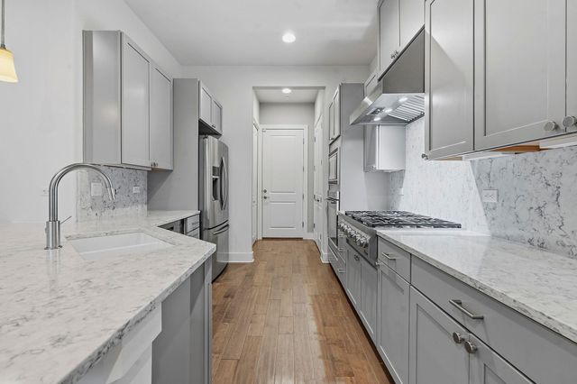 8200 Southwest PKWY 302, Austin, TX 78735