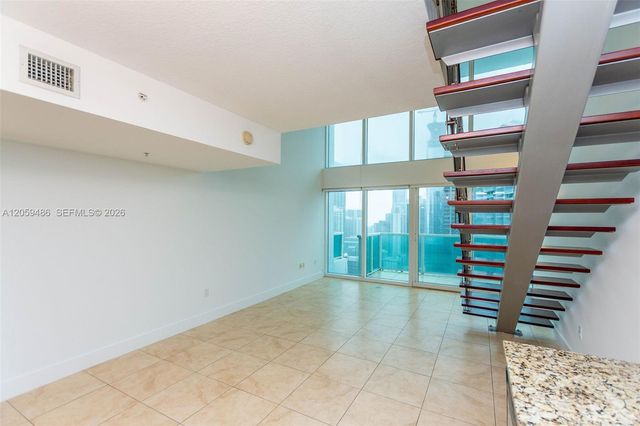 41 SE 5th Street 1914, Miami, FL 33131