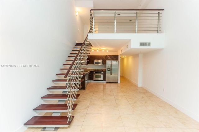 41 SE 5th Street 1914, Miami, FL 33131