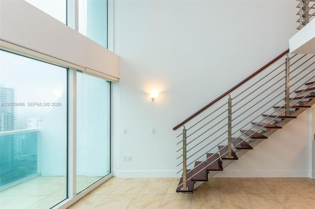 41 SE 5th Street 1914, Miami, FL 33131