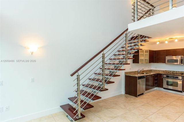 41 SE 5th Street 1914, Miami, FL 33131
