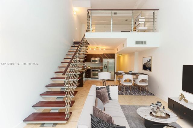 41 SE 5th Street 1914, Miami, FL 33131