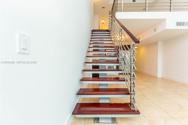 41 SE 5th Street 1914, Miami, FL 33131