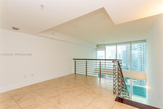 41 SE 5th Street 1914, Miami, FL 33131