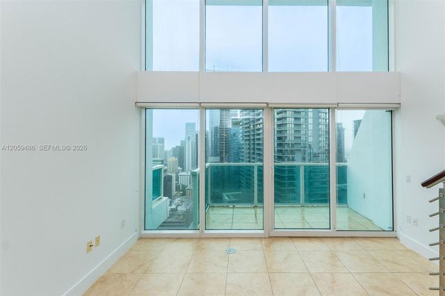 41 SE 5th Street 1914, Miami, FL 33131