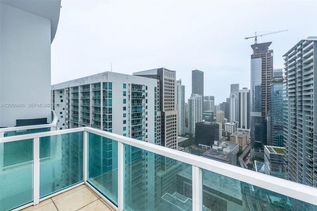 41 SE 5th Street 1914, Miami, FL 33131