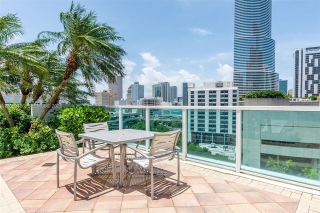 41 SE 5th Street 1914, Miami, FL 33131