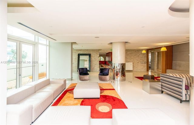 41 SE 5th Street 1914, Miami, FL 33131