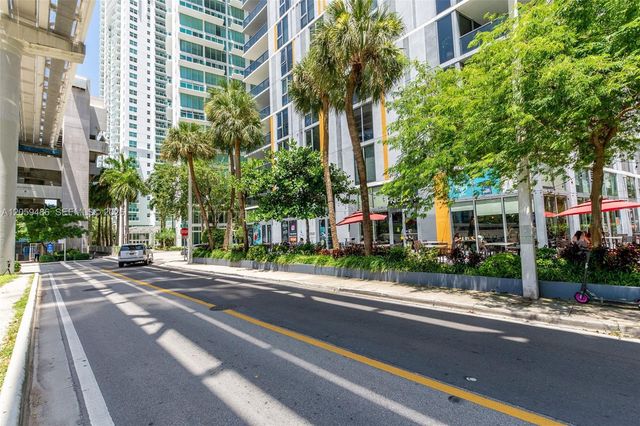 41 SE 5th Street 1914, Miami, FL 33131