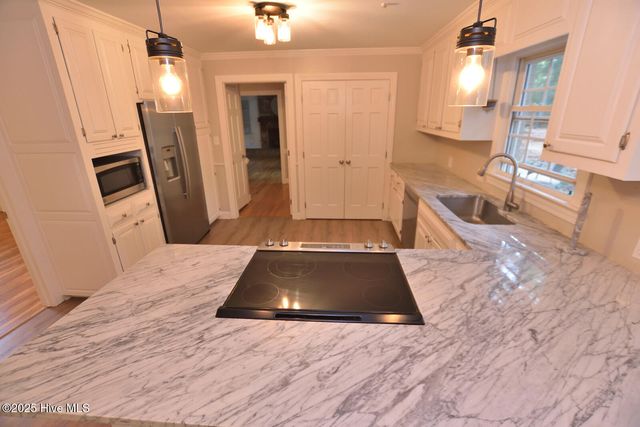 152 Candlewood Road, Rocky Mount, NC 27804