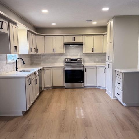2474 County Road, Alvin, TX 77511