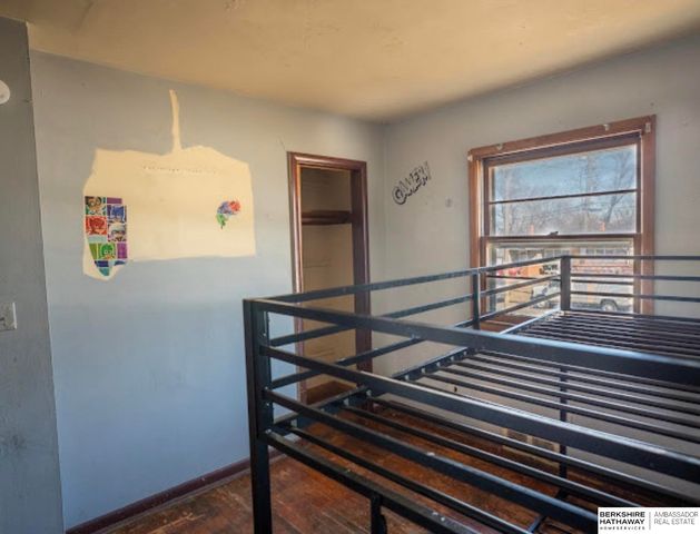 6724 N 37th Street, Omaha, NE 68112