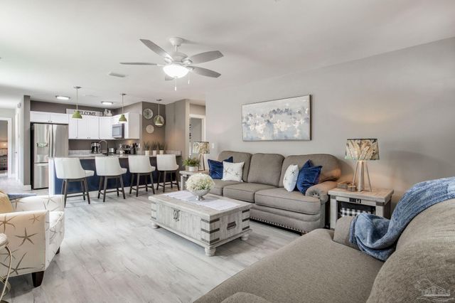 112 Waycross Ave, Pensacola, FL 32507