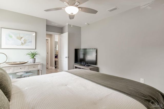 112 Waycross Ave, Pensacola, FL 32507