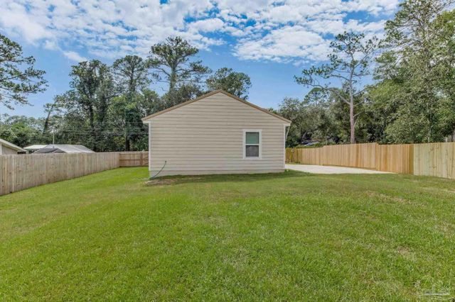 112 Waycross Ave, Pensacola, FL 32507