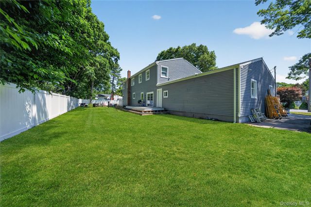 208 Newburgh Avenue, Medford, NY 11763