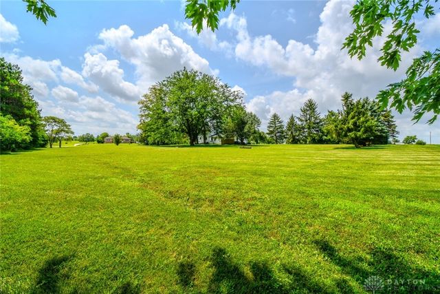 7359 Brookville Salem Road, Brookville, OH 45309