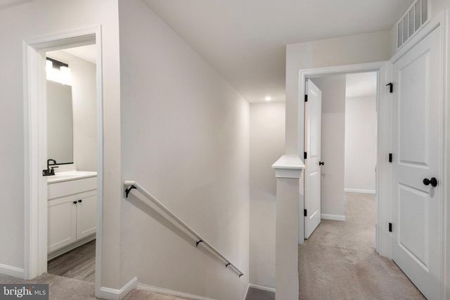 25 DIVING SCAUP RD, Hedgesville, WV 25427