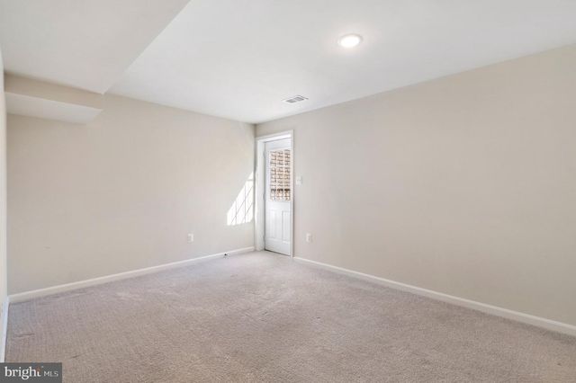 25 DIVING SCAUP RD, Hedgesville, WV 25427