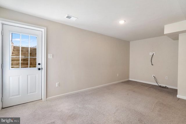 25 DIVING SCAUP RD, Hedgesville, WV 25427