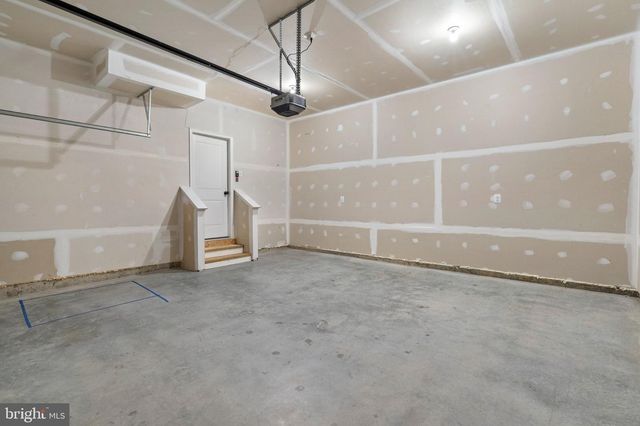 25 DIVING SCAUP RD, Hedgesville, WV 25427