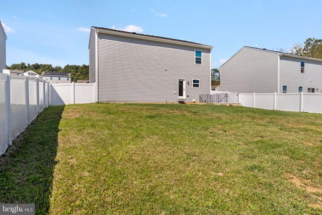 25 DIVING SCAUP RD, Hedgesville, WV 25427