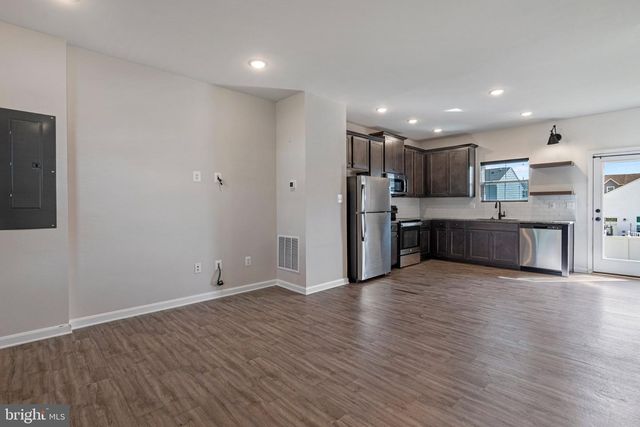 25 DIVING SCAUP RD, Hedgesville, WV 25427