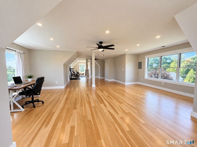 19 Wall Street, Milford, CT 06460