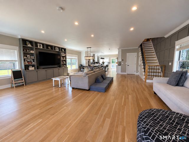 19 Wall Street, Milford, CT 06460