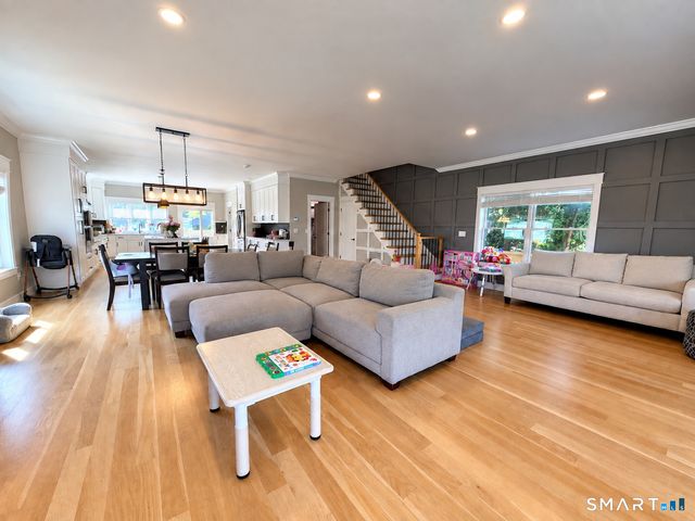 19 Wall Street, Milford, CT 06460