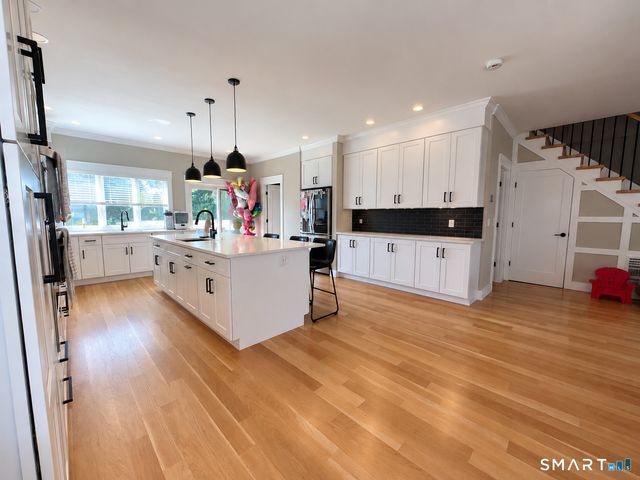 19 Wall Street, Milford, CT 06460