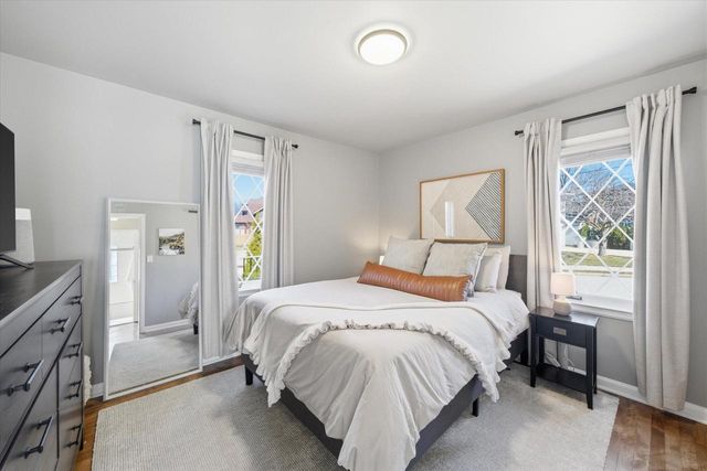 2801 E Rhode Island AVENUE, Milwaukee, WI 53207