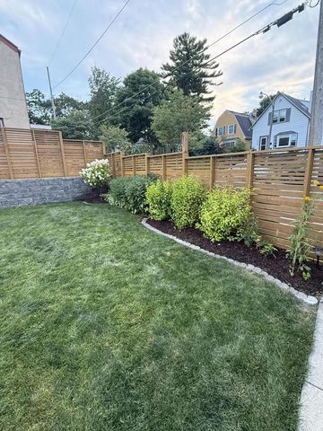 2801 E Rhode Island AVENUE, Milwaukee, WI 53207