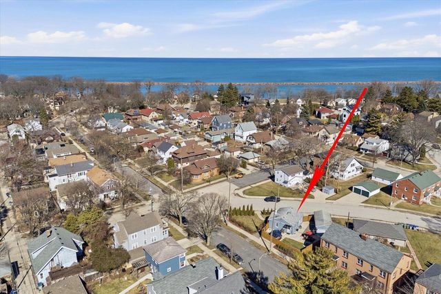 2801 E Rhode Island AVENUE, Milwaukee, WI 53207