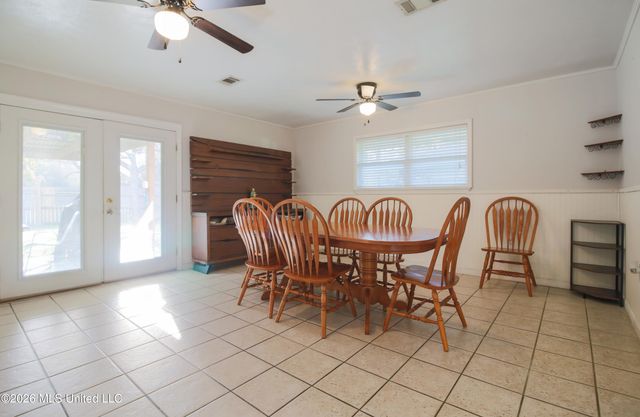 607 S Forest Avenue, Long Beach, MS 39560